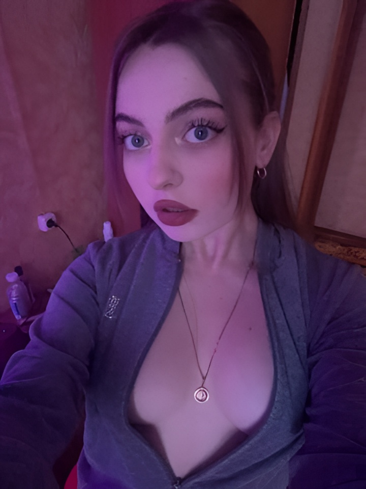 Индивидуалка Алена, доступна для личного знакомства от 2000 руб