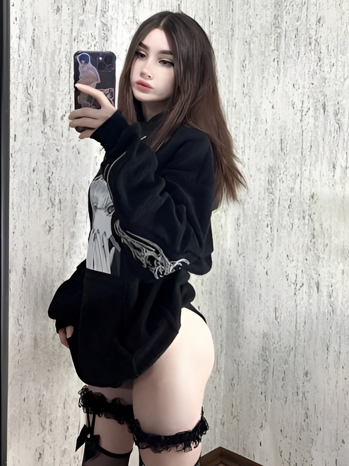 Карина привлекательная девушка из Шимановска цена от 4000 руб