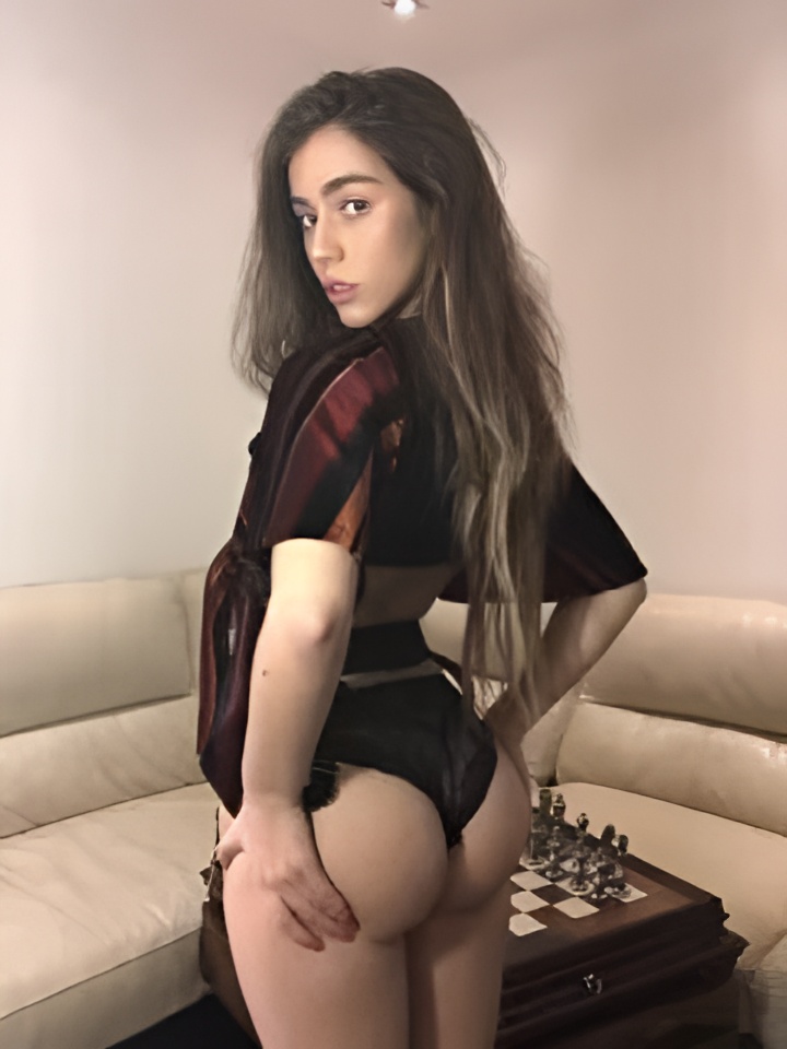 Роксана привлекательная девушка из Шимановска цена от 2500 руб