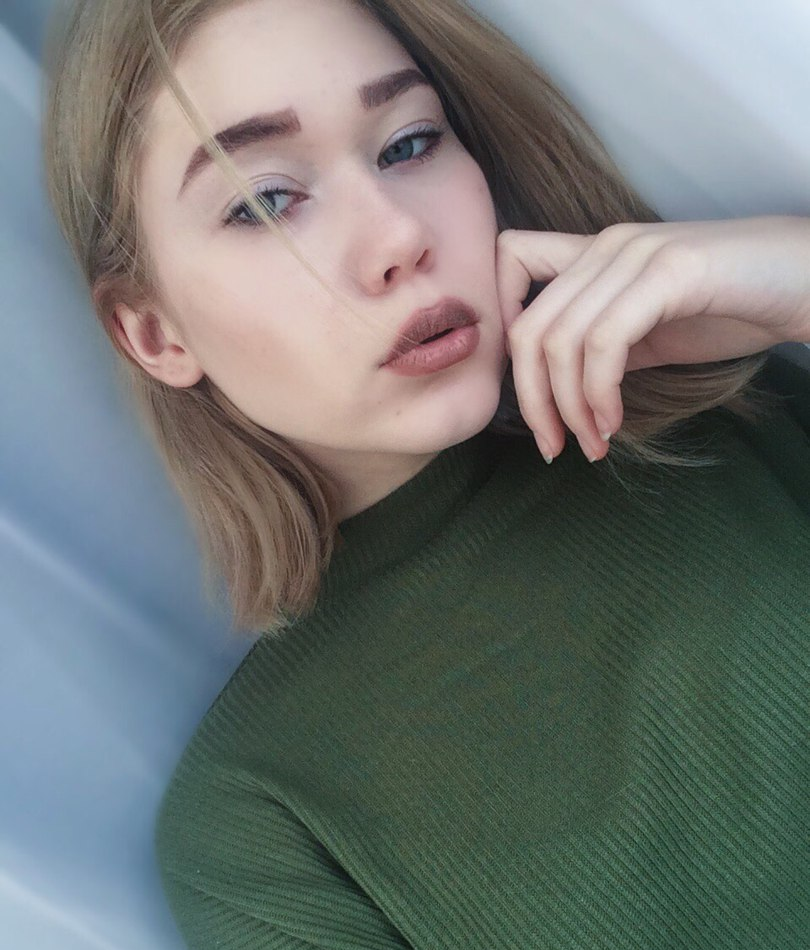 Клара привлекательная девушка из Шимановска цена от 3500 руб