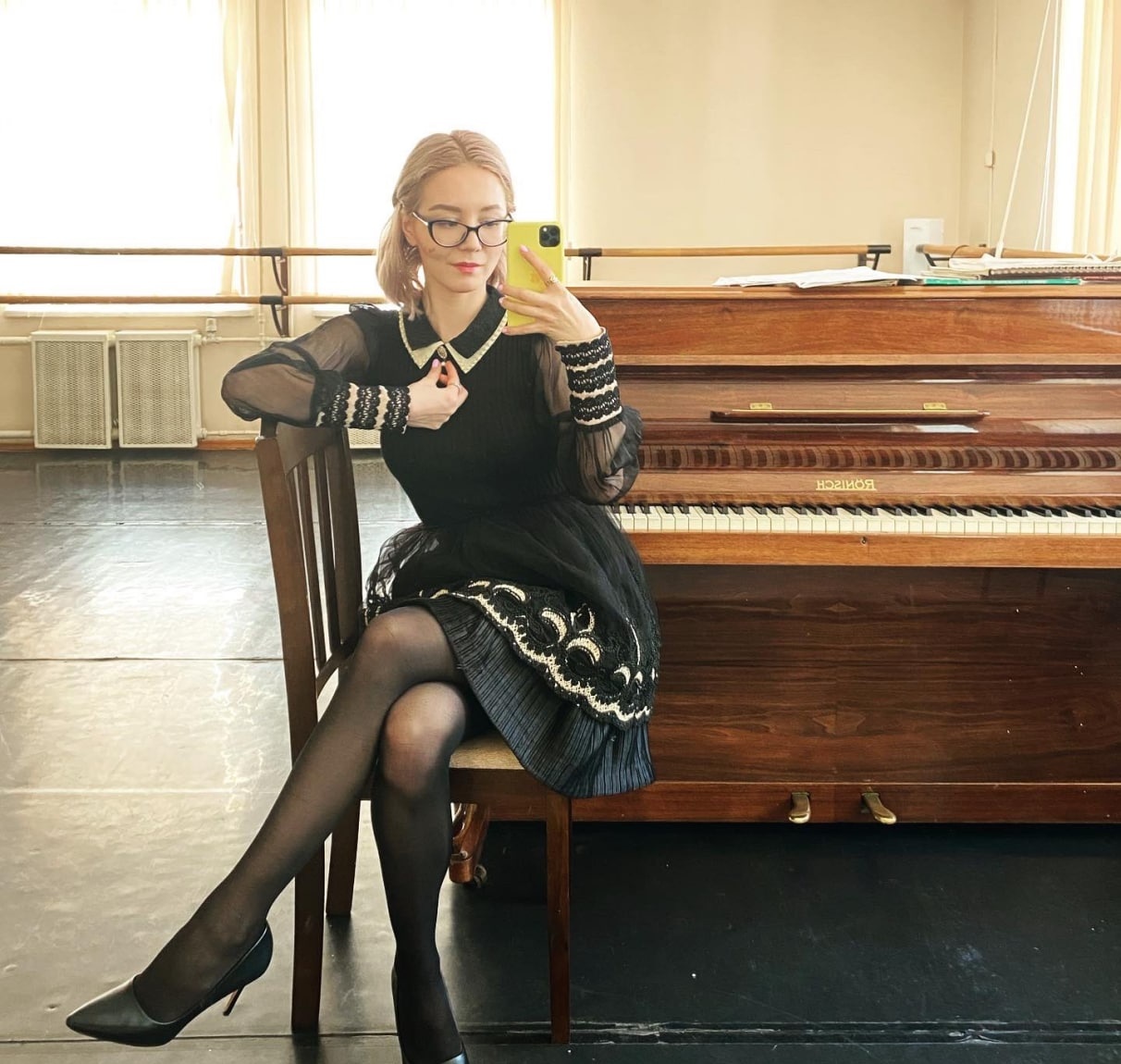 Яна привлекательная девушка из Шимановска цена от 5000 руб