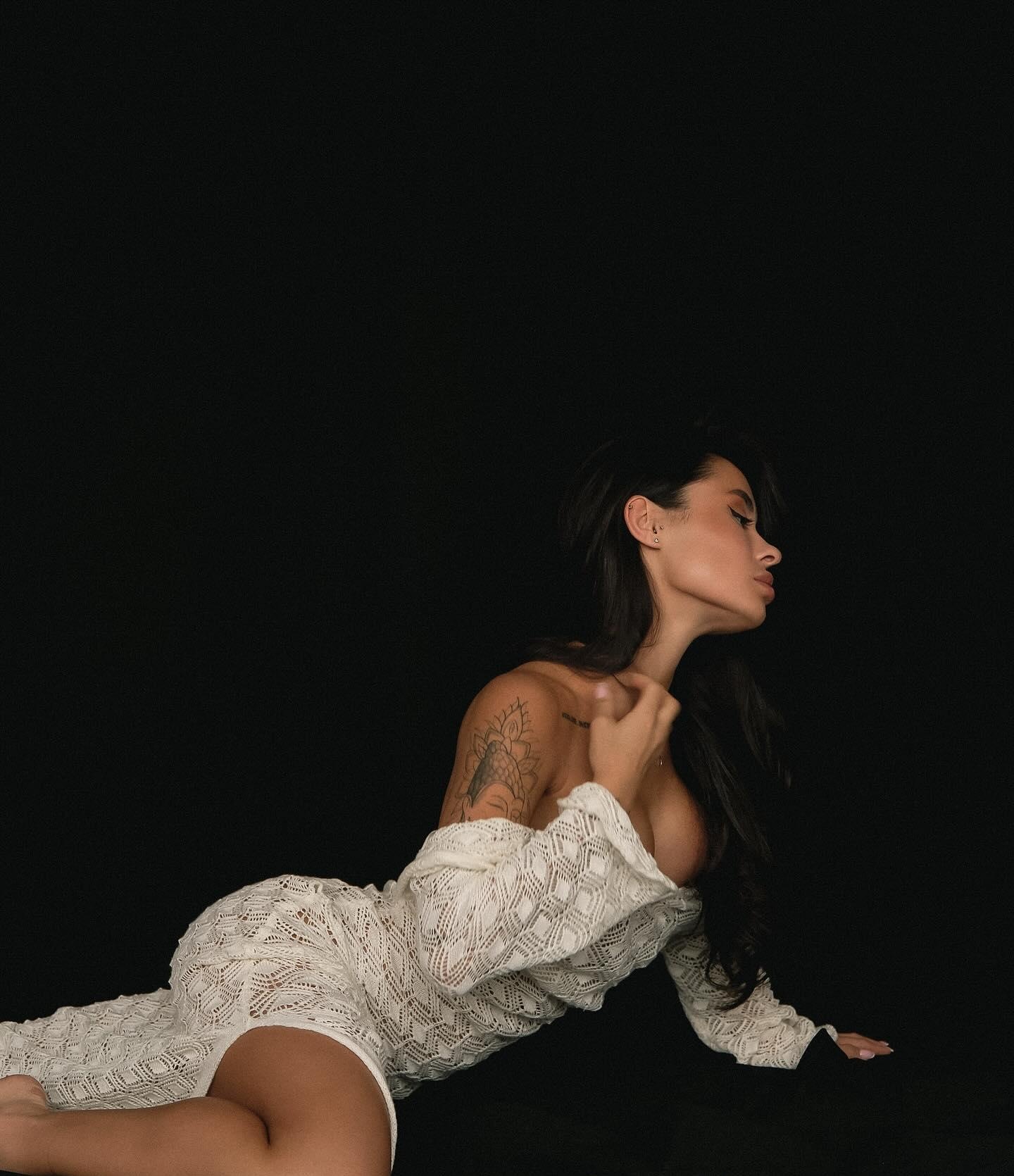 Надюша привлекательная девушка из Шимановска цена от 8000 руб